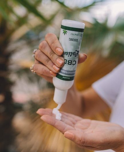 Приобретение семян марихуаны через интернет и их доставка курьером