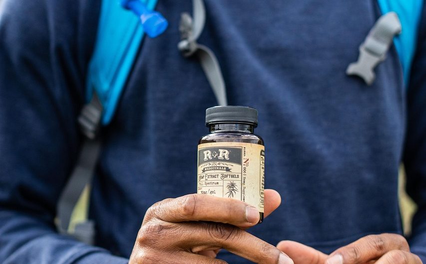 Семена конопли Swiss Cheese от Nirvana Seeds